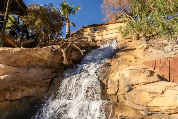 Mini Hollywood Tema Parkı 'nda Şelale - Amerikan Vahşi Batı Tarzı