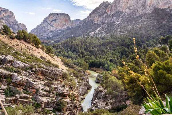 El Caminito Del Rey veya İspanya 'nın Malaga Eyaleti' ndeki King 's Path- Yürüyüş Yolu
