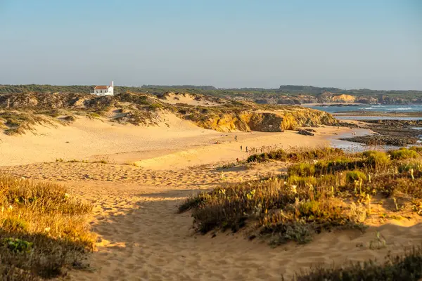 Portekiz, Odemira 'daki Vila Nova de Milfontes' in güzel manzarası