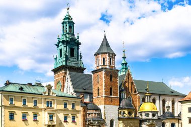  Wawel Kraliyet Kalesi 'nin bir parçası. Vistula Nehri' nin sol kıyısında bir mimari kompleks. Krakow, Polonya..