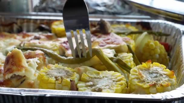 Grillowane Warzywa Grillowane Serem Grillu Stali Nierdzewnej Koncepcja Żywności Kuchni — Wideo stockowe