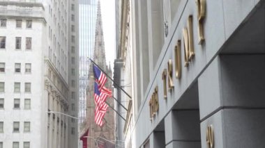Manhattan 'ın aşağısındaki Wall Street' teki Trump Binası. New York, New York, ABD - 15 Temmuz 2023.