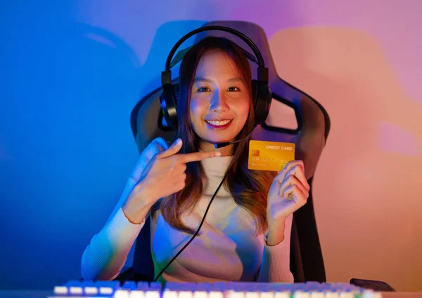Top Online Game Credit Card Concept Gamer Sport Online Asian — Stock Photo, Image