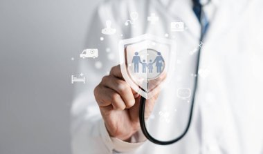 Steteskop el koruması olan üniformalı doktor aile ikonu. Sağlık sigortası ve sigorta kavramı. .