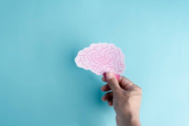 İnsan beyni kağıt kesiği, yaratıcı zeka düşüncesi ya da Alzheimer, Parkinson hastalığı, bunama, felç, nöbet ya da akıl sağlığı. Nöroloji ve Psikoloji.