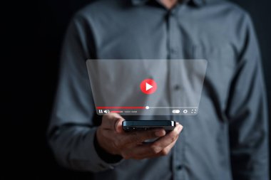 Çevrimiçi sınıf atölyesi veya çevrimiçi videoda canlı yayın, İnternet 'te video izleme, video eğitimi ve çevrimiçi seminer toplantısı.