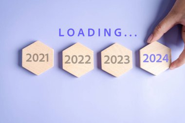 2023 'ten 2024' e kadar kaydedilen ilerleme mutlu noeller ve yeni yıl planlama ve meydan okuma stratejisi 2024.