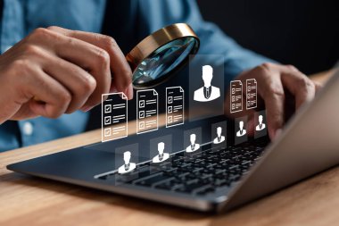 Seçici yeni kariyer toplama alanları. Çevrimiçi teknolojiyle adam topluyor. İşsizlik araştırması. İş başvurusu görüşmesi. Kariyerinizi bulun.