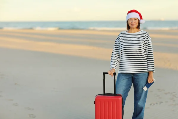 Happy Adult Woman Christmas Santa Hat Red Suitcase Passport Boarding — Stock Photo, Image