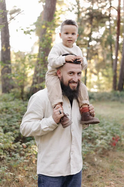 Father Day Smiling Dad Holding His Toddler Son Shoulders Look — Stock Photo, Image
