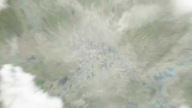 Dünya, Wuchang Ayaklanması 'nın anısına uzaydan Wuhan, Çin' e yakınlaşacak. Arkasından bulutlar ve atmosferden uzaya zum geliyor. Uydu görüntüsü. Seyahat girişi
