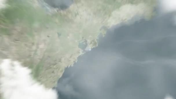 지구는 광장에서 청도에 우주에서 확대됩니다 구름과 대기를 공간으로 확대하여 — 비디오