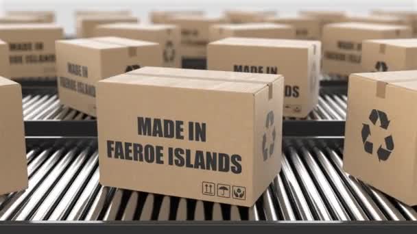 Caixas Papelão Com Texto Made Faeroe Islands Transportador Rolos Linha — Vídeo de Stock