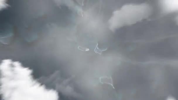 地球从太空放大到马绍尔群岛的马朱罗 然后通过云层和大气变焦进入太空 卫星视图 旅行介绍 — 图库视频影像