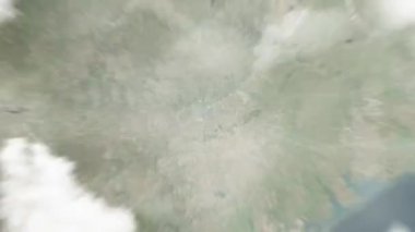 Dünya, Travis Park 'ta, uzaydan San Antonio, ABD' ye yakınlaşacak. Arkasından bulutlar ve atmosferden uzaya zum geliyor. Uydu görüntüsü. Seyahat girişi