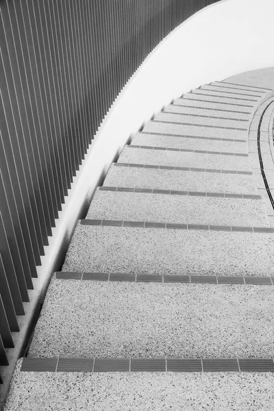 螺旋式楼梯的闭锁 建立抽象的背景 — 图库照片