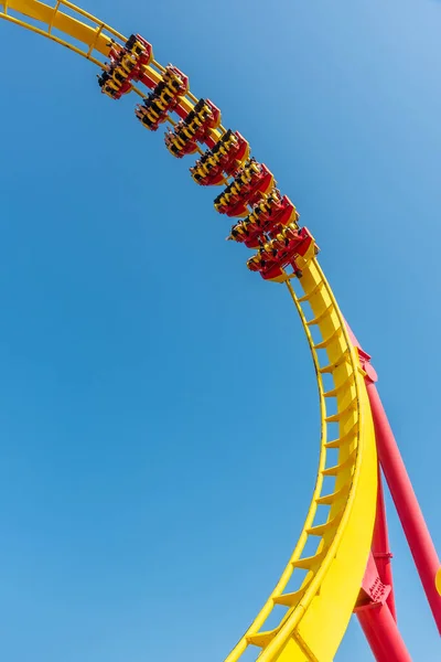 Roller Coaster Plimbare Parcul Tematic — Fotografie, imagine de stoc