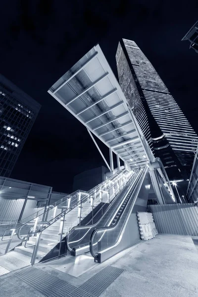 Nachtlandschaft Einer Modernen Rolltreppe Der Innenstadt Von Hongkong — Stockfoto