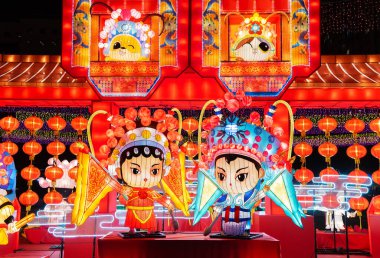 Sonbahar ortası festivali ve yeni yıl için Çin feneri.