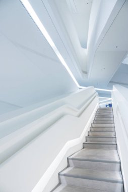 fütüristik merdiven. modern iç arka plan