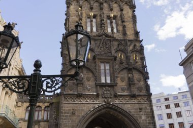 4.7.2023 - Çek Cumhuriyeti, Prag. Prag Mimari Anıtı - Gotik Toz Kulesi.