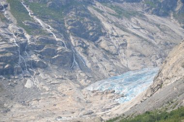 LODOVİK NIGARDSBRIN erişilebilir buz üreticileri