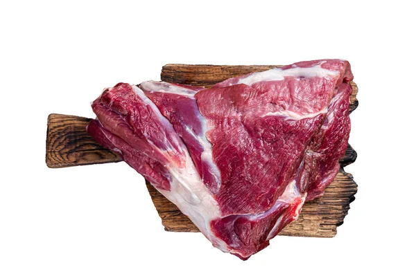 生羊肉羊肉大腿放在肉桌上 因白人背景而被隔离 — 图库照片