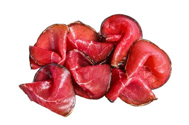 Füme Bresaola bifteği parçaları, İtalyan Antipasti. Beyaz arkaplanda izole