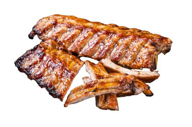 Barbekü domuz pirzolası ve çelik tepside sıcak bal salamurası. İzole, beyaz arkaplan