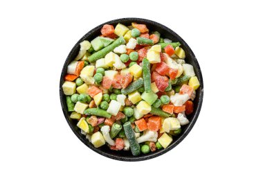 Donmuş sebzeler. Brokoli, kiraz domatesleri, mısır, bezelye, havuç. Ayır, beyaz arkaplan