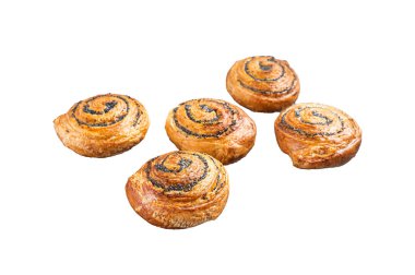 Haşhaş tohumlu ev yapımı çörek. İzole, beyaz arkaplan