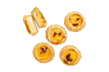 Kremalı tart Pasteis de Belem, Portekiz pastel de Nata. İzole, beyaz arkaplan