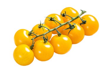 Beyaz zemin üzerinde izole edilmiş küçük sarı kiraz domatesi, üst görünüm