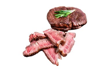 Biftek fileto mignon fileto rosto ve biftekler beyaz arka planda izole, üst manzara