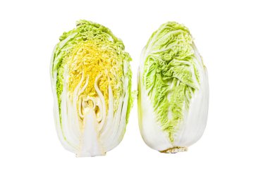 Çin lahanası kesiyorum. Organik sebzeler. Beyaz arka planda izole edilmiş. Üst görünüm