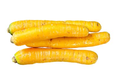 Üstsüz sarı organik havuç. Beyaz arka planda izole edilmiş. Üst görünüm