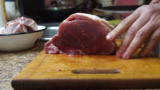 Cozinha Rural Cozinhar Carne Porco Uma Cozinha País Origem Lombo — Vídeo de Stock