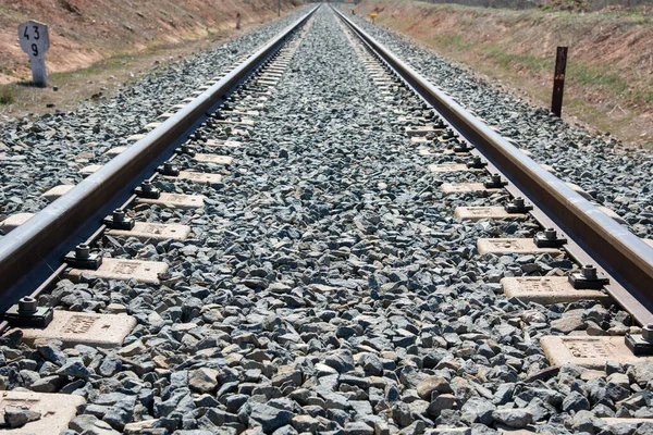 Detalj Ett Järnvägsspår Från Plankorsning — Stockfoto