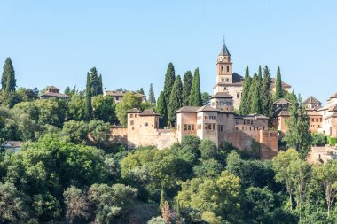 Alhambra ve General hakkında Granada, İspanya 'daki Albaicn' den farklı görüşler.