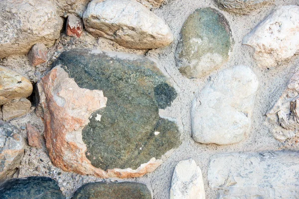 Szczegóły Kamieni Zielonymi Odcieniami Starej Ścianie — Zdjęcie stockowe