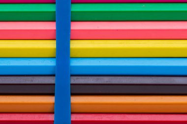 Ahşap renkli kalemlerle biçimlendirilmiş doku