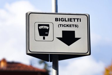 Paid parking zone information sign. Parking meter (Parkometr or Parkomat) - Italy clipart