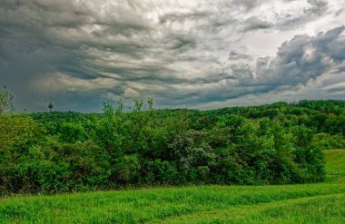 Fırtınada Bavyera 'nın güzel manzaraları. 