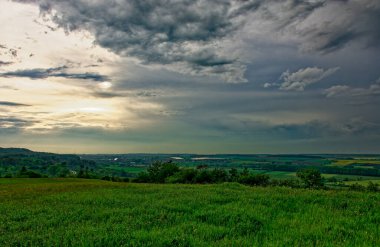 Fırtınada Bavyera 'nın güzel manzaraları. 