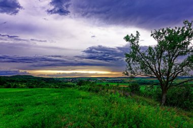 Fırtınada Bavyera 'nın güzel manzaraları. 