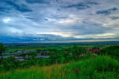 Fırtınada Bavyera 'nın güzel manzaraları.