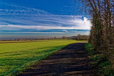 Bovaria 'da soğuk kış güneşli sabahı