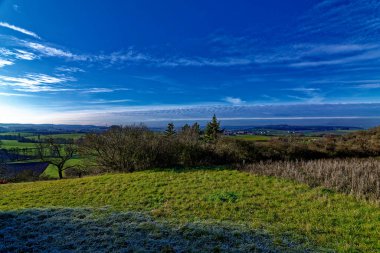 Bovaria 'da soğuk kış güneşli sabahı