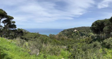 Fas, Afrika: Cape Spartel Deniz Feneri 'nden (1864) manzara, Sultan Muhammed IV tarafından Cape Spartel' de inşa edilmiş, Cebelitarık Boğazı girişinde promontuar, Afrika kıtasının en kuzeybatı noktası.
