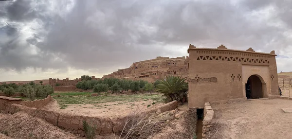 Marruecos Vista Las Antiguas Murallas Horizonte Ait Benhaddou Histórico Pueblo —  Fotos de Stock
